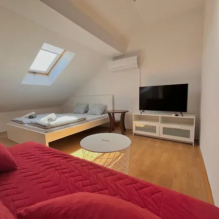 Loft Vista Mare شقة زادار